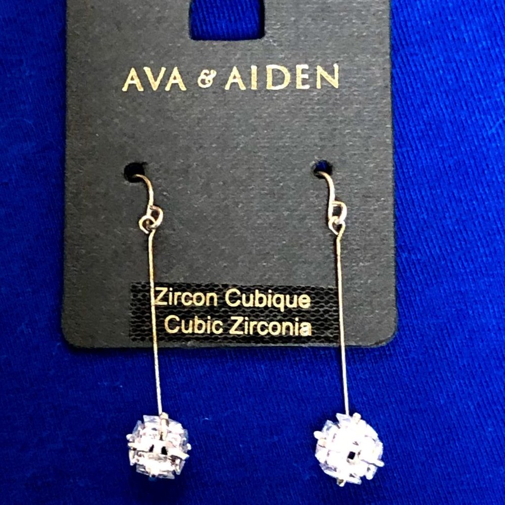 🇨🇦🍁2/$15 💥Host Pick!!!💥Cubic Zirconia Ava & Aiden Earrings NWT🇨🇦🍁